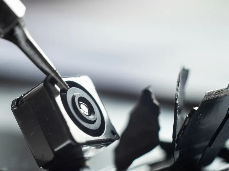 Mini cameră spion: cum alegi un dispozitiv discret pentru supraveghere?
