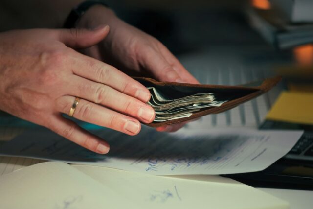 Photo cash flow planning