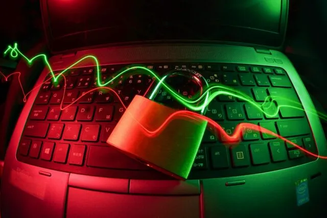 Photo common online security mistakes